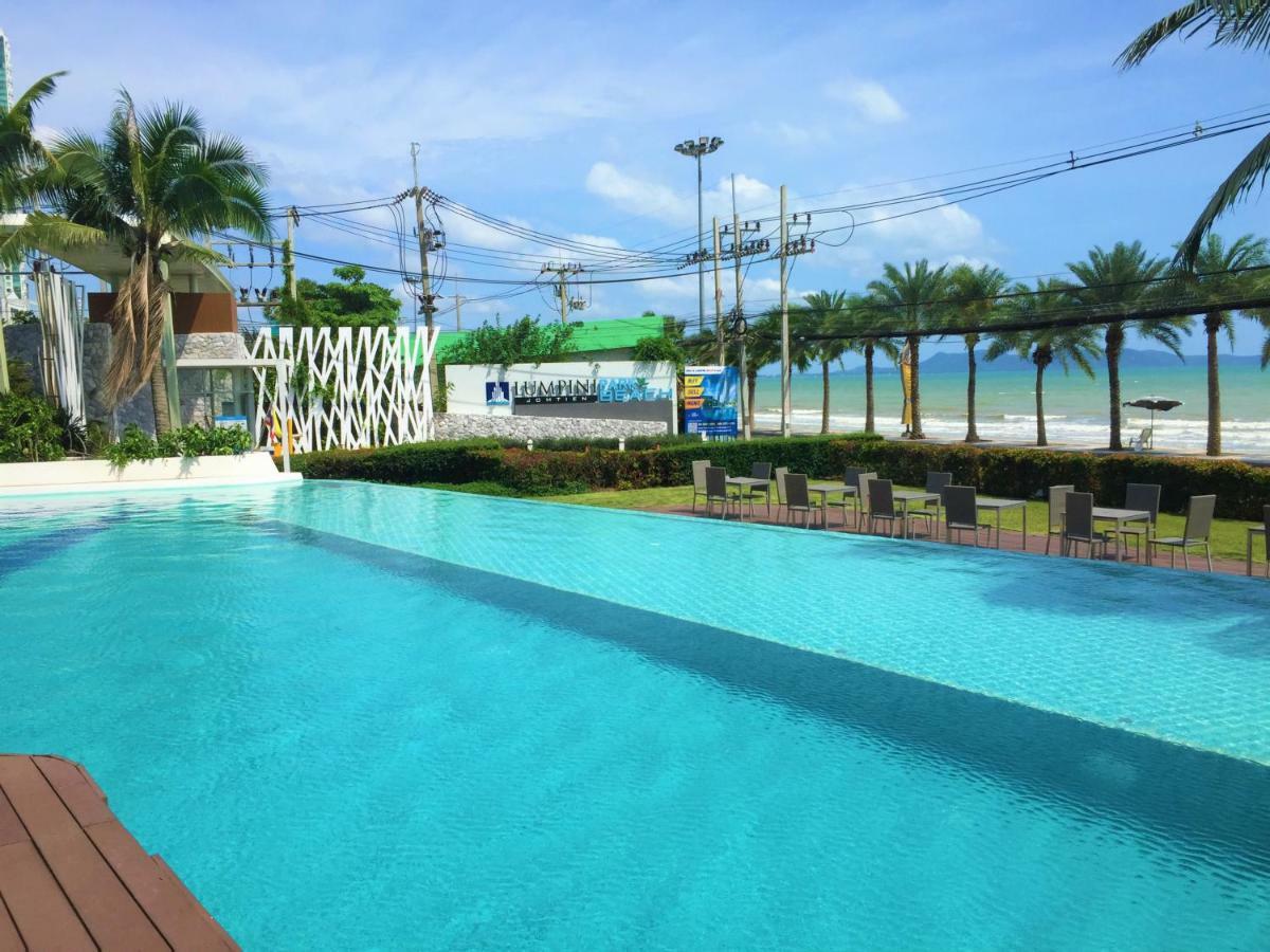 Cosy Lumpini Beachfront One Bedroom Jomtein Jomtien Beach Eksteriør billede
