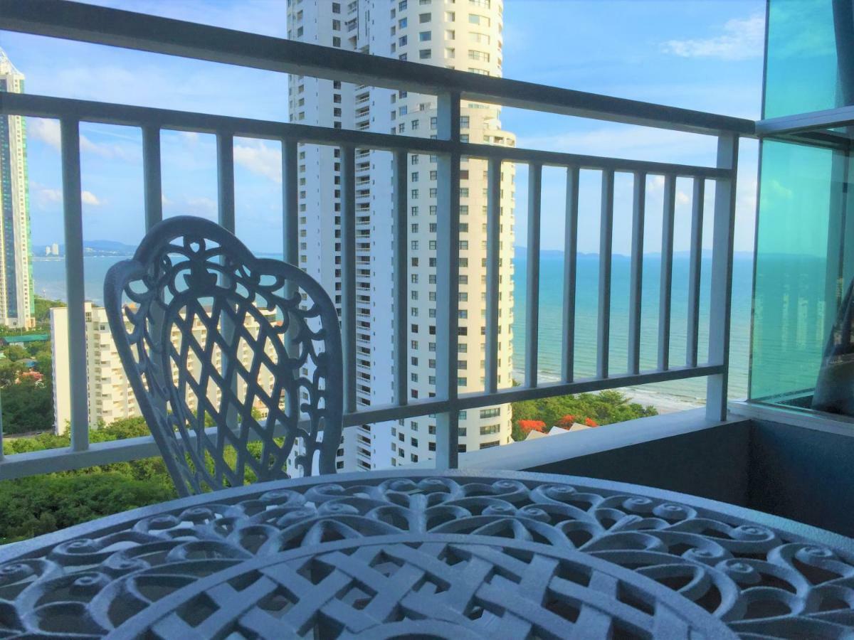 Cosy Lumpini Beachfront One Bedroom Jomtein Jomtien Beach Eksteriør billede