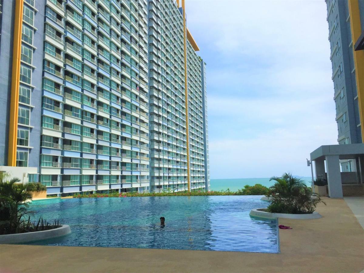 Cosy Lumpini Beachfront One Bedroom Jomtein Jomtien Beach Eksteriør billede